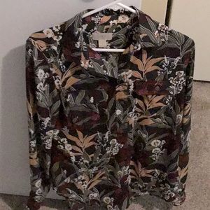 Beautiful new floral blouse.